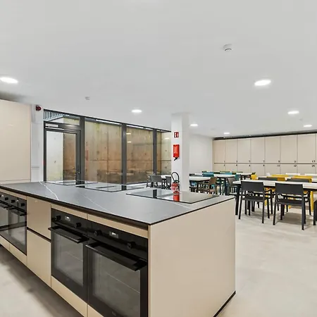 Vibrant Coliving With Comfort And Convenience Apartamento